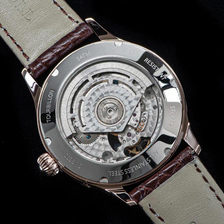 Tourbillon Master SU8004GWD - Image 13